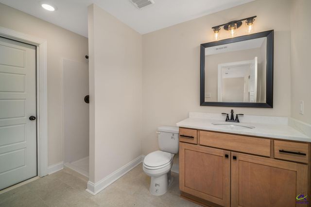 7 Pleasant Oaks Drive, Perry, GA 31069