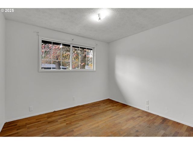 87729 BLEK Dr, Veneta, OR 97487