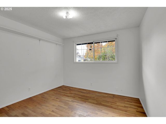 87729 BLEK Dr, Veneta, OR 97487