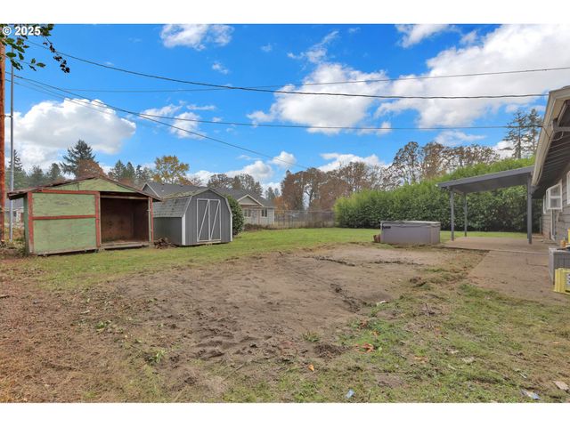 87729 BLEK Dr, Veneta, OR 97487