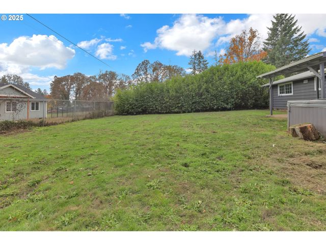 87729 BLEK Dr, Veneta, OR 97487