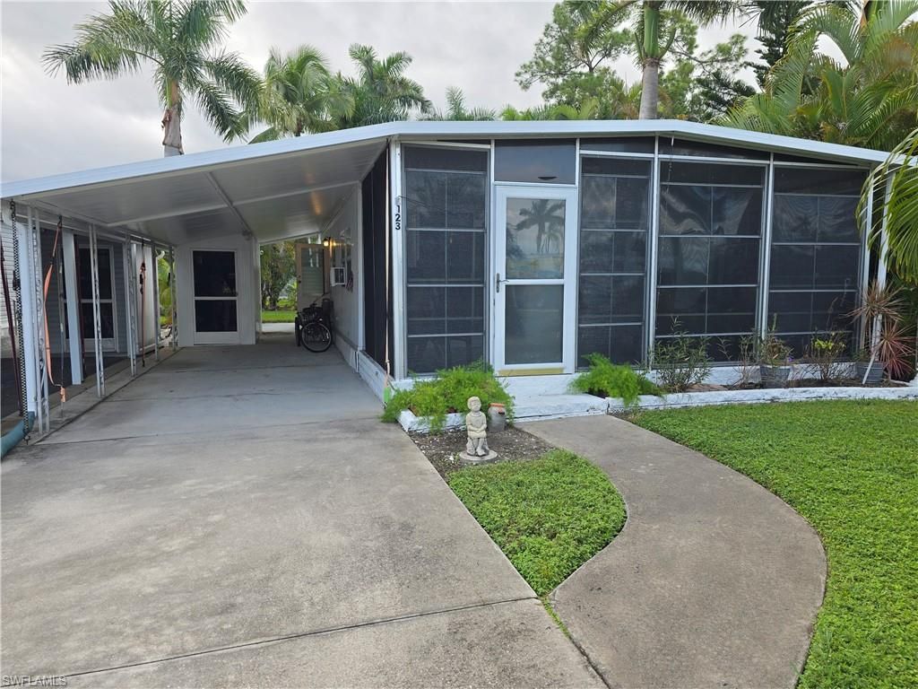 123 Enchanting BLVD # E123, Naples, FL 34112