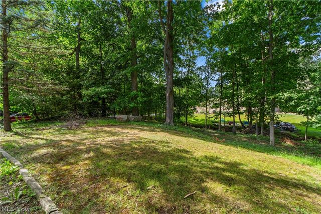 5911 Woodland Drive, North Ridgeville, OH 44039