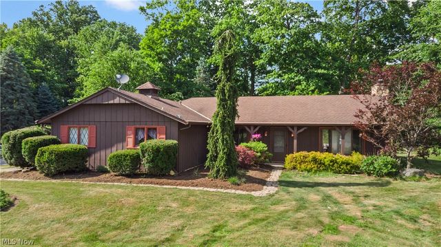 5911 Woodland Drive, North Ridgeville, OH 44039