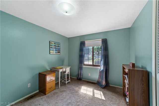 5911 Woodland Drive, North Ridgeville, OH 44039