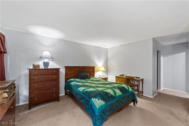5911 Woodland Drive, North Ridgeville, OH 44039