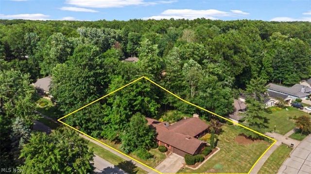 5911 Woodland Drive, North Ridgeville, OH 44039