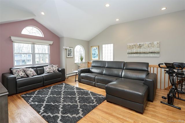 1817 Gardenia Avenue, North Merrick, NY 11566