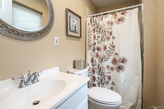 1817 Gardenia Avenue, North Merrick, NY 11566