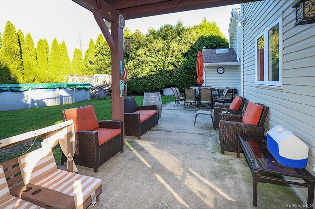 1817 Gardenia Avenue, North Merrick, NY 11566