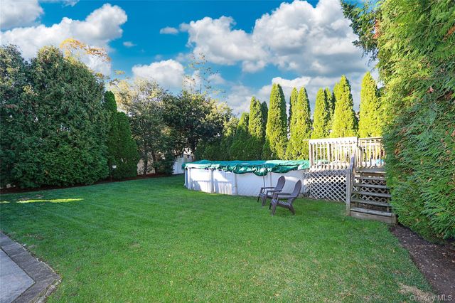 1817 Gardenia Avenue, North Merrick, NY 11566