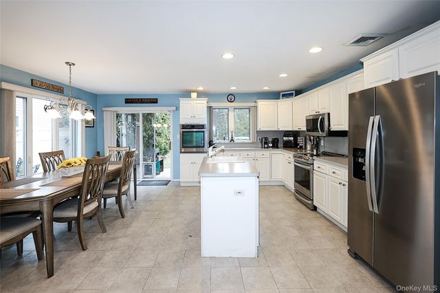 1817 Gardenia Avenue, North Merrick, NY 11566