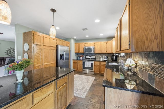 126 Emery Lane, Mcalester, OK 74501