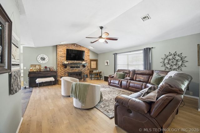 126 Emery Lane, Mcalester, OK 74501