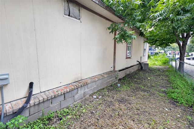 7606 Blessing Ave, Austin, TX 78752