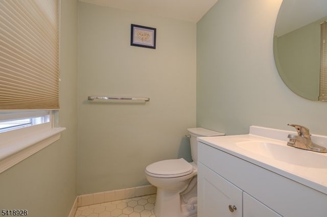 262 Abbey Dr, Franklin Twp., NJ 08873