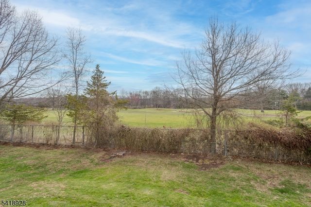 262 Abbey Dr, Franklin Twp., NJ 08873