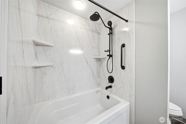 10417 NW 24th Avenue, Vancouver, WA 98685