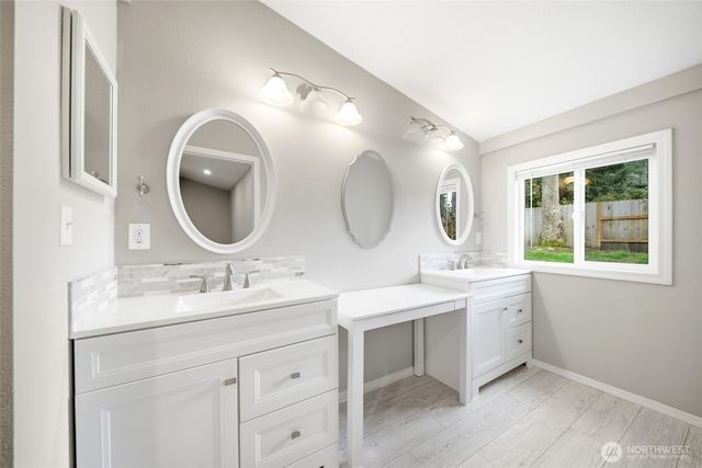 10417 NW 24th Avenue, Vancouver, WA 98685