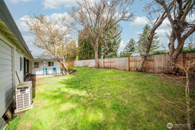 10417 NW 24th Avenue, Vancouver, WA 98685