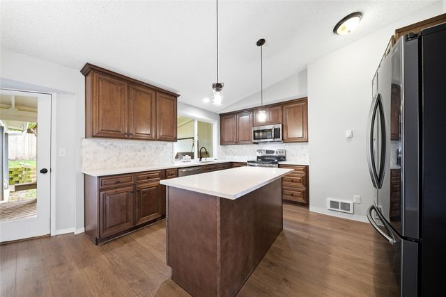 10417 NW 24th Avenue, Vancouver, WA 98685