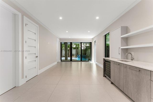 104 NE 16th Ter, Fort Lauderdale, FL 33301