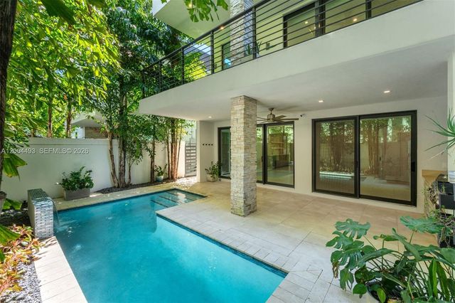 104 NE 16th Ter, Fort Lauderdale, FL 33301