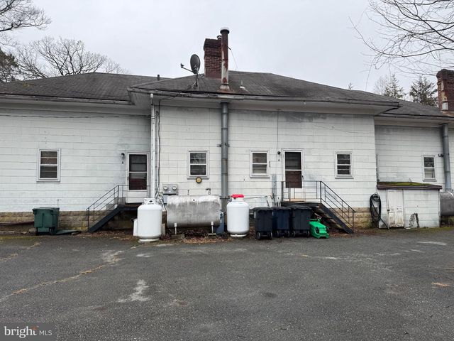 5201 CHURCH RD, Bowie, MD 20720