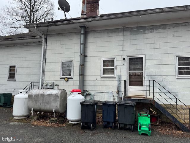 5201 CHURCH RD, Bowie, MD 20720