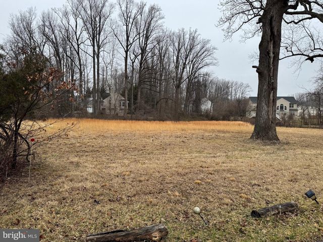 5201 CHURCH RD, Bowie, MD 20720