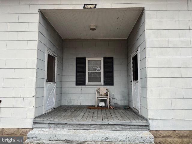 5201 CHURCH RD, Bowie, MD 20720