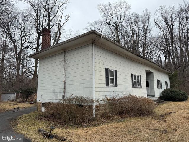 5201 CHURCH RD, Bowie, MD 20720