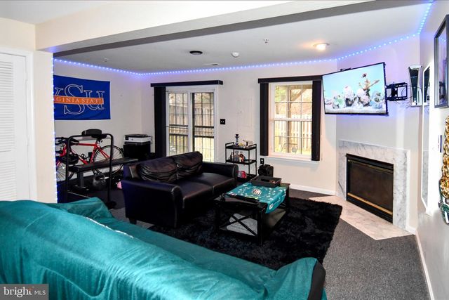 6101 W HIL MAR CIR, District Heights, MD 20747