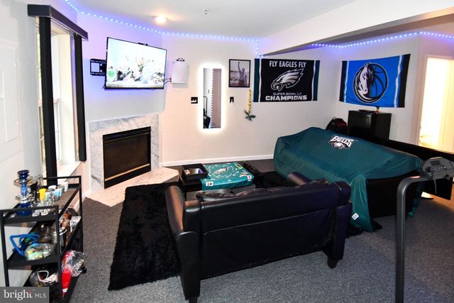 6101 W HIL MAR CIR, District Heights, MD 20747