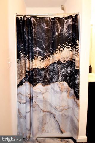 6101 W HIL MAR CIR, District Heights, MD 20747