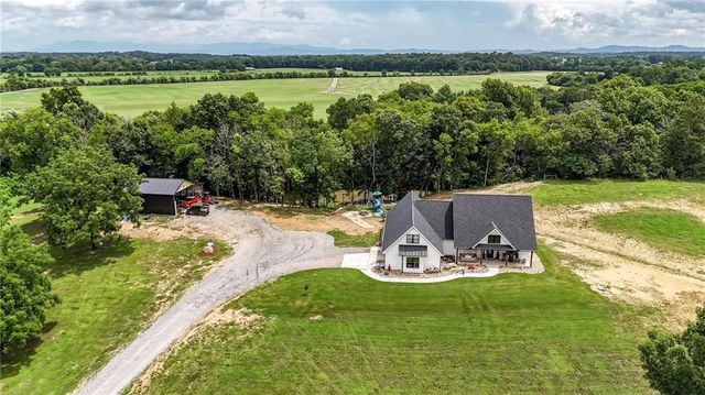 385 Owens Gin Road NE, Calhoun, GA 30701