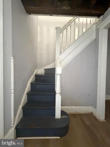 2425 MCCULLOH ST, Baltimore, MD 21217