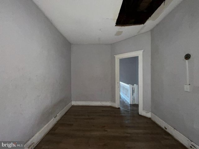 2425 MCCULLOH ST, Baltimore, MD 21217