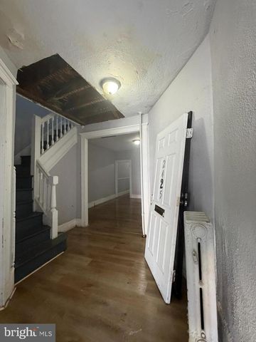 2425 MCCULLOH ST, Baltimore, MD 21217