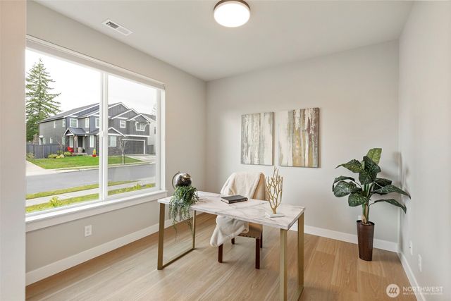 18585 Sawgrass Drive NE, Poulsbo, WA 98370