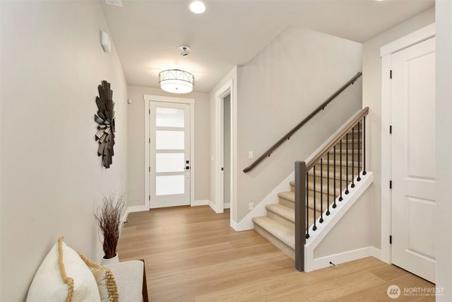 18585 Sawgrass Drive NE, Poulsbo, WA 98370