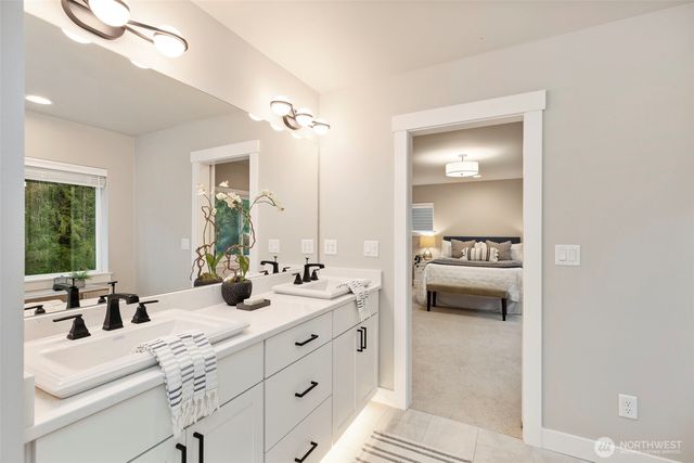 18585 Sawgrass Drive NE, Poulsbo, WA 98370