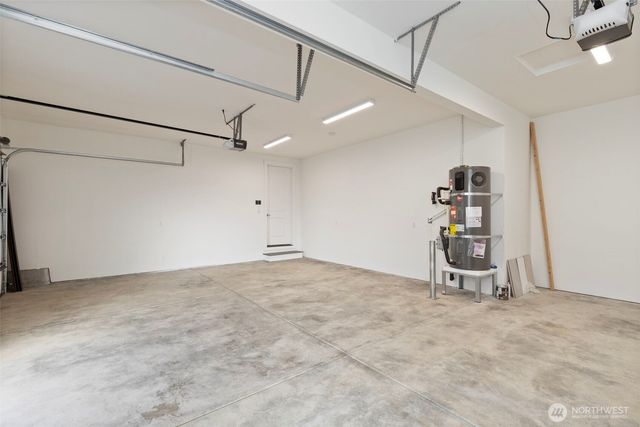 18585 Sawgrass Drive NE, Poulsbo, WA 98370