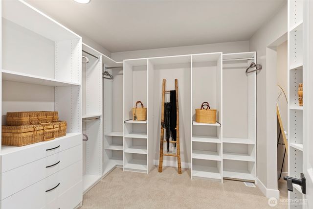 18585 Sawgrass Drive NE, Poulsbo, WA 98370