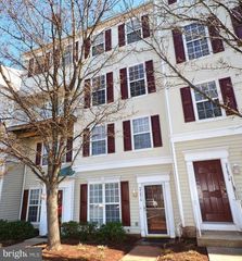 21874 RAILWAY TER #112, Sterling, VA 20166