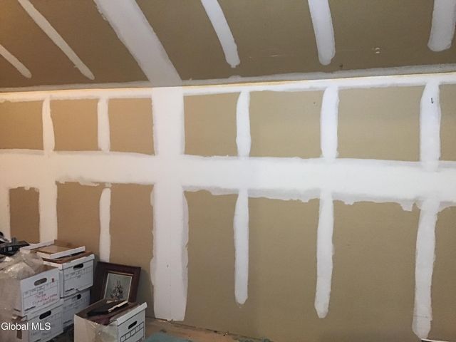 48 Carrie Court, Niskayuna, NY 12309