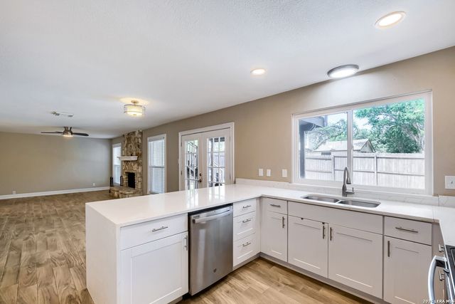 2645 PEBBLE VLY, San Antonio, TX 78232