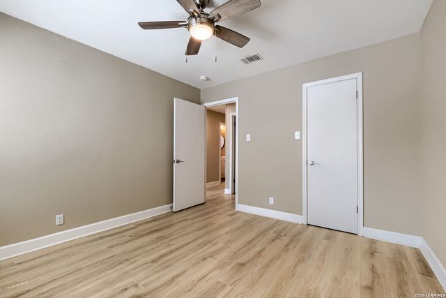 2645 PEBBLE VLY, San Antonio, TX 78232