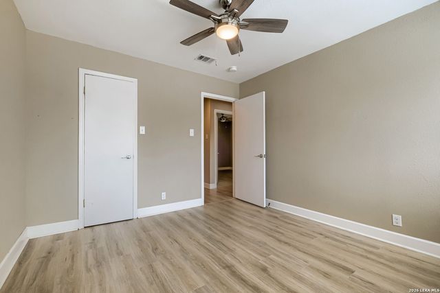 2645 PEBBLE VLY, San Antonio, TX 78232