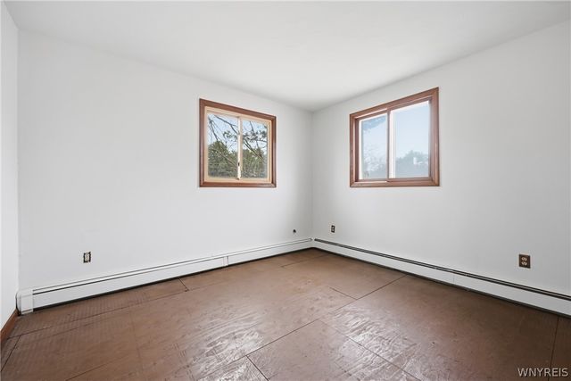 1 Hunters Lane, Amherst, NY 14221